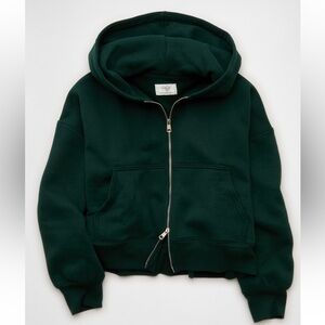 ❄️ American Eagle Outfitters Deep Forest Green Zip-Up Hoodie